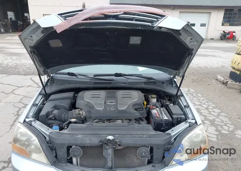 2007 Kia Sorento из США, поврежденный, VIN KNDJD736375687201